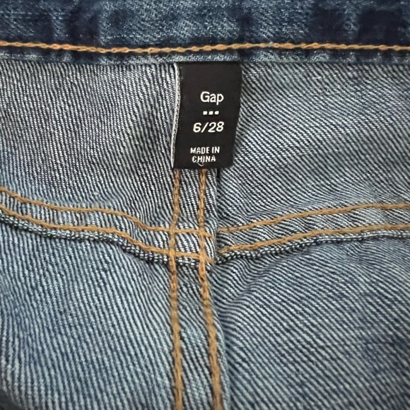 Gap Denim Shorts 6 28 Jean Shorts Midrise Distressed 100% Cotton Summer Beach - Picture 3 of 4